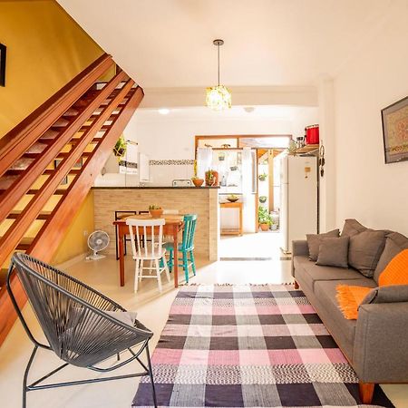 Вилла Casa Linda E Aconchegante Парати Экстерьер фото